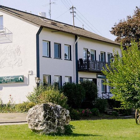 Landhaus Vor Burg Eltz Wierschem Exterior foto